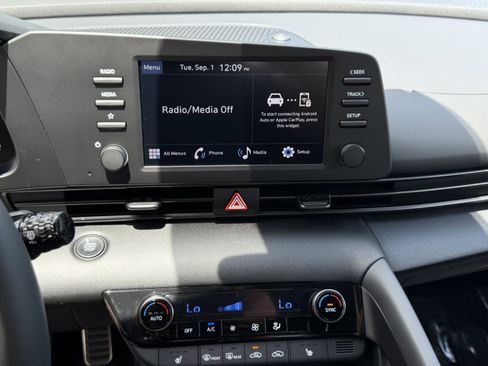 New 2026 Hyundai Elantra SEL Sport FWD image 20