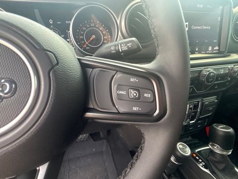 Used 2023 Jeep Gladiator Sport AWD/4WD image 22