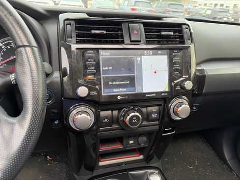 Used 2024 Toyota 4Runner TRD Off-Road Premium w/ Moonroof Package AWD/4WD image 6