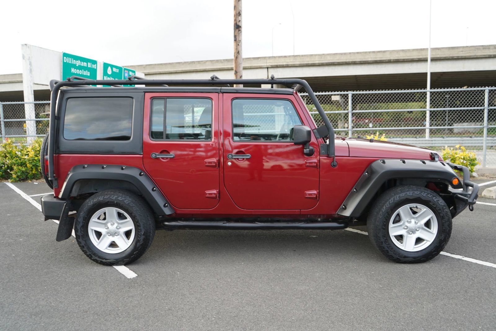 Used 2012 Jeep Wrangler Unlimited Sport AWD/4WD image 20
