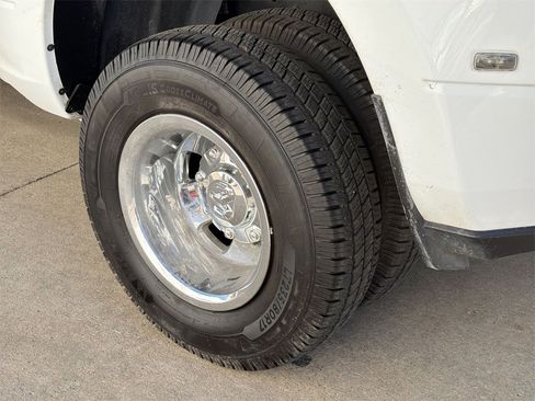 Used 2024 RAM 3500 Big Horn w/ Safety Group image 5