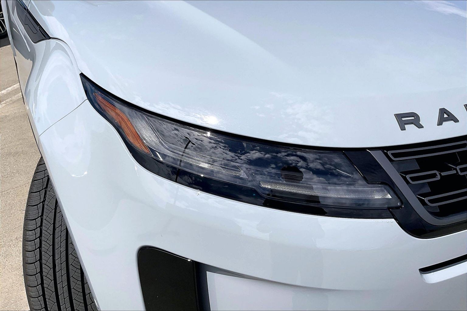 New 2026 Land Rover Range Rover Evoque S AWD/4WD image 20
