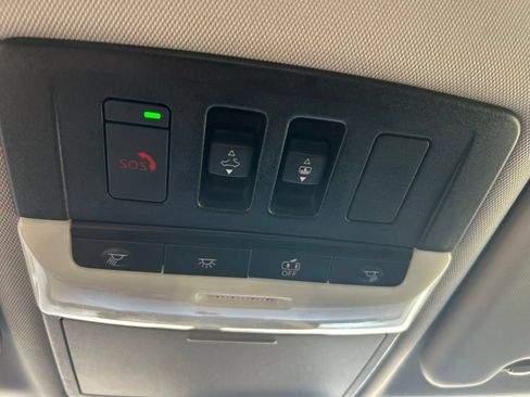 Used 2024 Mitsubishi Outlander SE FWD image 54