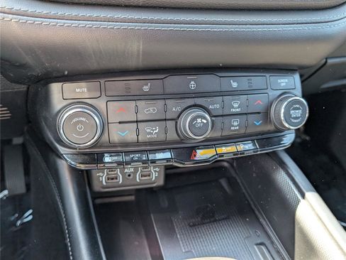 Used 2021 Dodge Durango GT AWD/4WD image 28