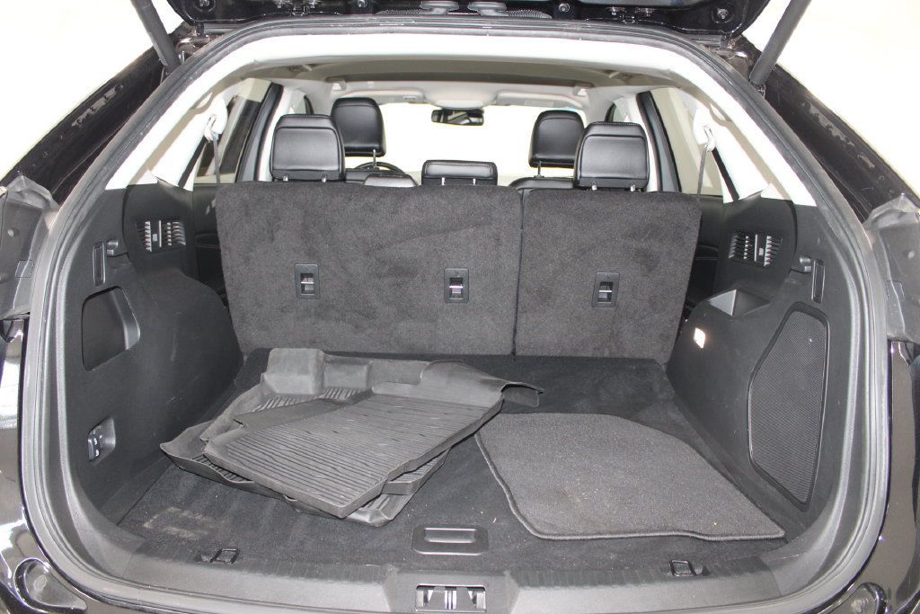 Used 2024 Ford Edge Titanium AWD/4WD image 14