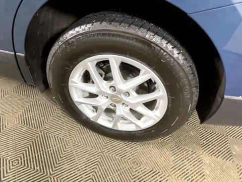 Used 2024 Chevrolet Equinox LS w/ LS Convenience Package AWD/4WD image 15