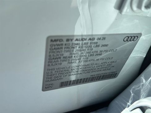 Used 2025 Audi Q3 2.0T Premium Plus w/ Premium Plus Package image 16