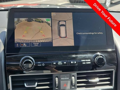 Used 2023 Nissan Armada SL w/ Captain's Chairs Package AWD/4WD image 12