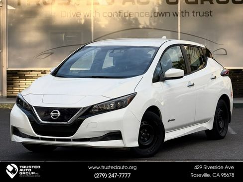 Used 2018 Nissan Leaf S w/ S Charge Package FWD image 1