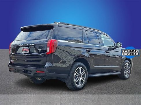Used 2025 Ford Expedition Active image 4