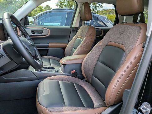 Certified 2025 Ford Bronco Sport Outer Banks w/ Outer Banks Tech Package+ AWD/4WD image 14