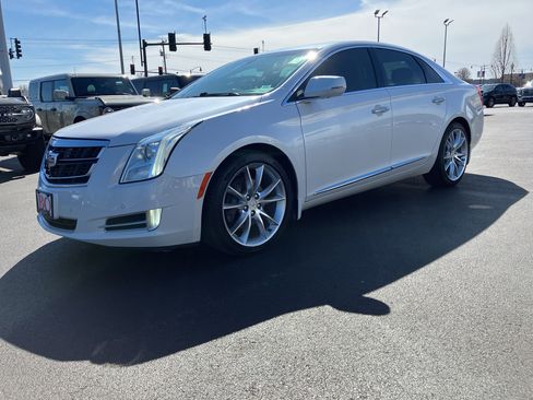 Used 2017 Cadillac XTS Premium Luxury w/ LPO, Protection Package image 3