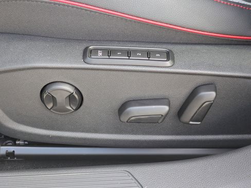 Certified 2023 Volkswagen GTI SE FWD image 20