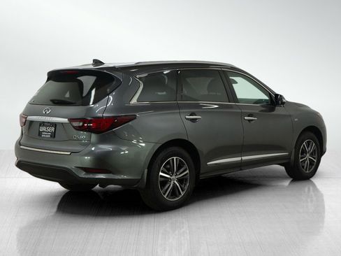 Used 2019 INFINITI QX60 Luxe w/ Essential Package image 5