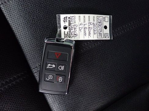 Used 2022 Land Rover Range Rover Evoque SE image 42