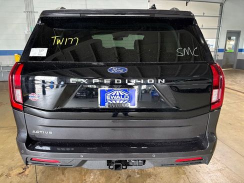 New 2026 Ford Expedition Active AWD/4WD image 5