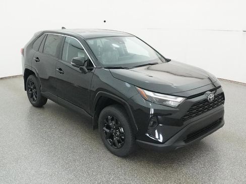 New 2025 Toyota RAV4 LE image 29