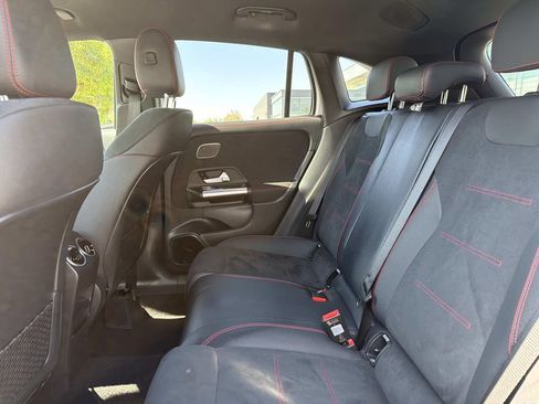 Used 2023 Mercedes-Benz GLA 250 image 14