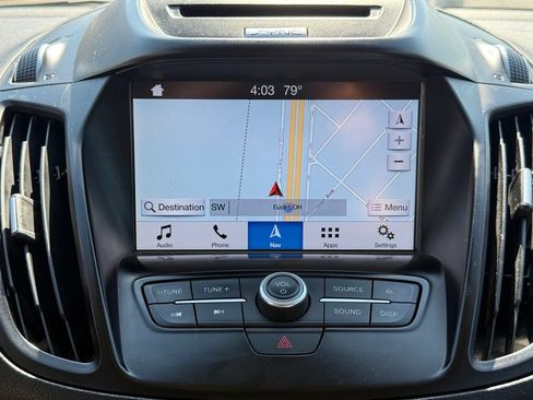 Used 2017 Ford Escape SE w/ Equipment Group 201A FWD image 33