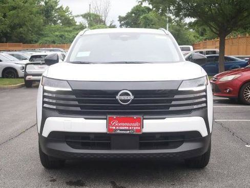 New 2026 Nissan Kicks SV FWD image 3