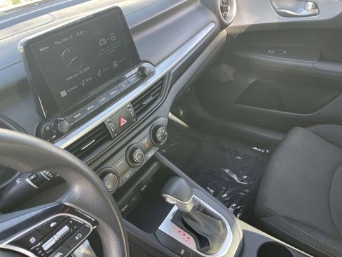 Used 2023 Kia Forte LXS image 23