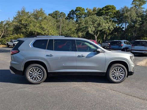 New 2026 GMC Acadia Denali w/ Super Cruise Package image 3