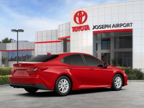 New 2026 Toyota Camry LE FWD image 27