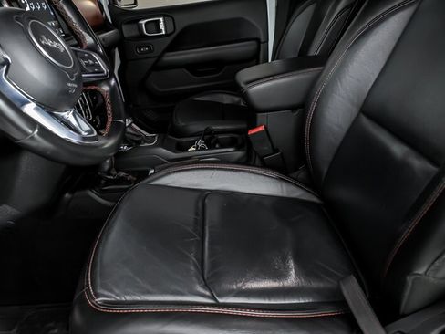 Used 2020 Jeep Gladiator Rubicon AWD/4WD image 15