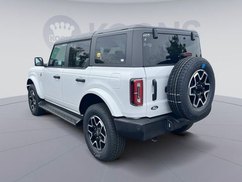 New 2026 Ford Bronco Outer Banks AWD/4WD image 8