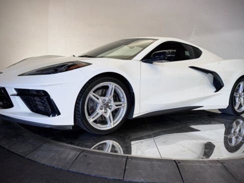 Used 2023 Chevrolet Corvette Stingray Premium Cpe w/ Z51 Performance Package image 18