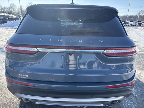 Used 2023 Lincoln Corsair FWD image 4