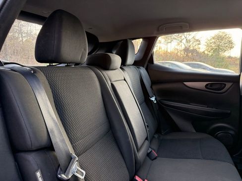 Used 2020 Nissan Rogue Sport S FWD image 28