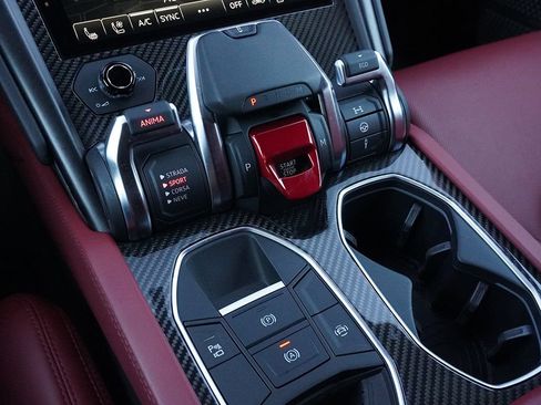 Used 2022 Lamborghini Urus AWD/4WD image 61