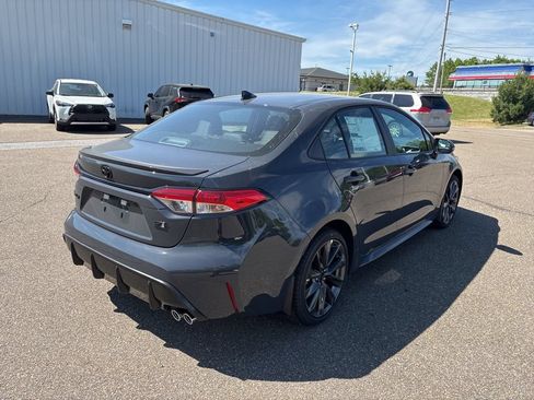 Used 2026 Toyota Corolla SE w/ SE Package FWD image 7