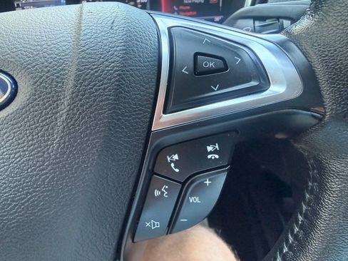Used 2019 Ford Fusion Titanium FWD image 19