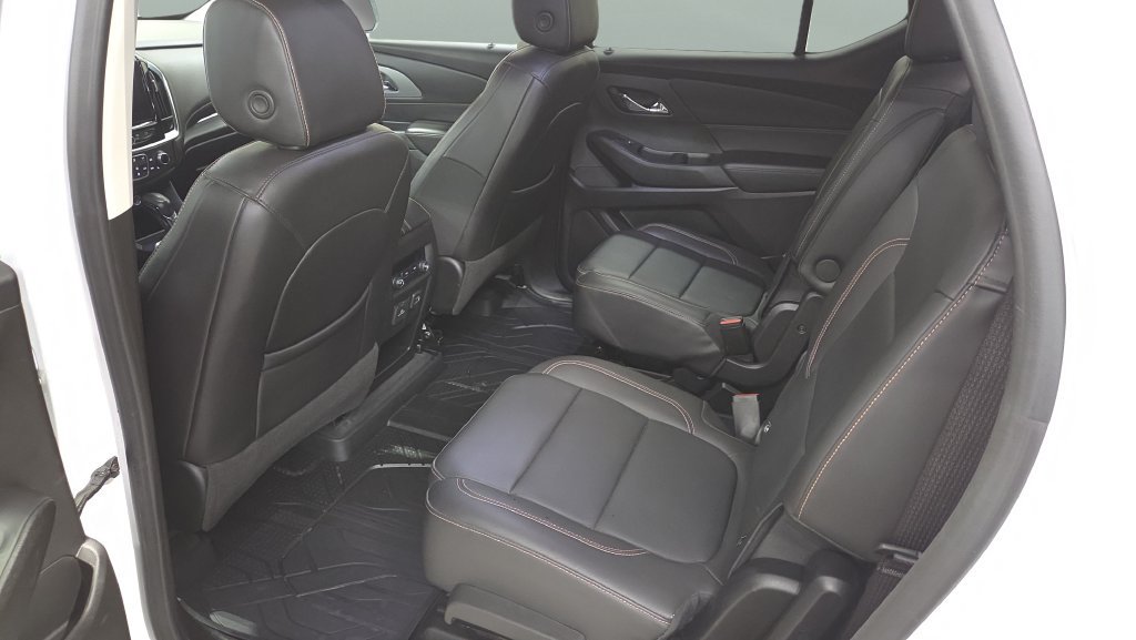 Used 2021 Chevrolet Traverse RS w/ LPO, Floor Liner Package AWD/4WD image 22
