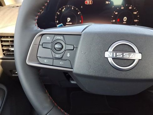 New 2026 Nissan Sentra SR FWD image 9