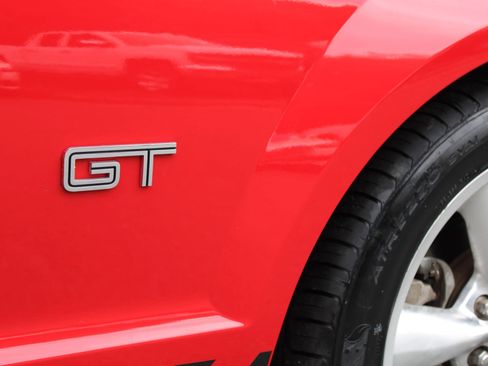 Used 2006 Ford Mustang GT image 30