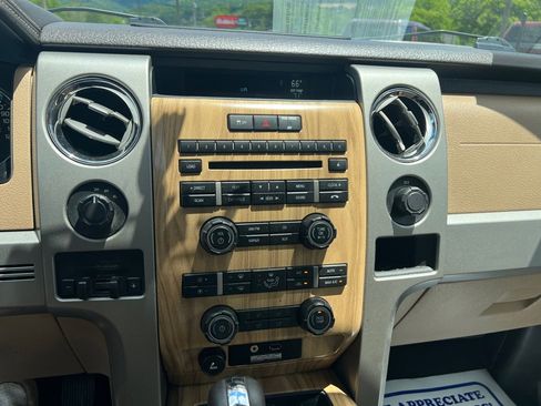 Used 2011 Ford F150 Lariat w/ Lariat Plus Pkg AWD/4WD image 22