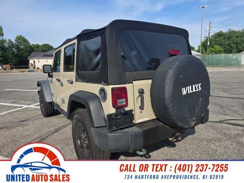 Used 2017 Jeep Wrangler Unlimited Sport AWD/4WD image 3