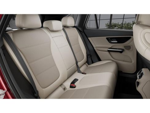 New 2026 Mercedes-Benz GLC 300 4MATIC image 5