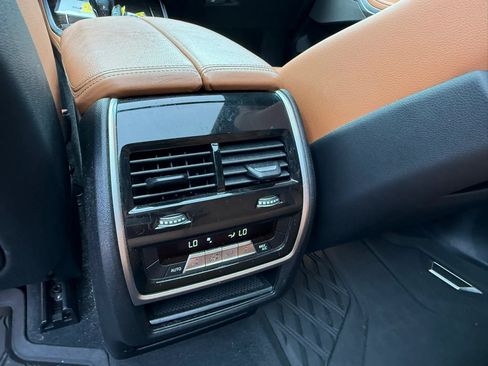 Used 2021 BMW X5 sDrive40i w/ M Sport Package RWD image 14