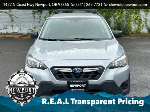 Used 2023 Subaru Crosstrek 2.0i AWD/4WD image 2
