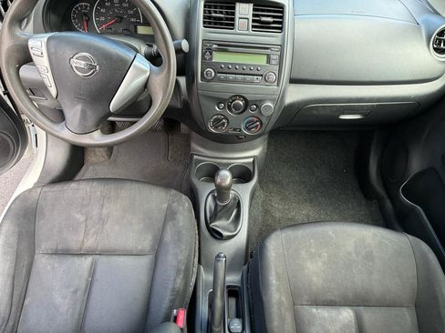 Used 2016 Nissan Versa S FWD image 15