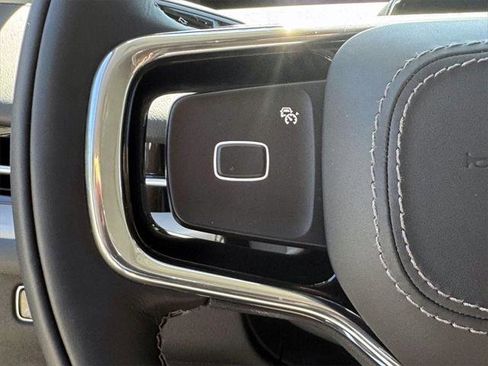 New 2025 Lincoln Navigator L Reserve image 16