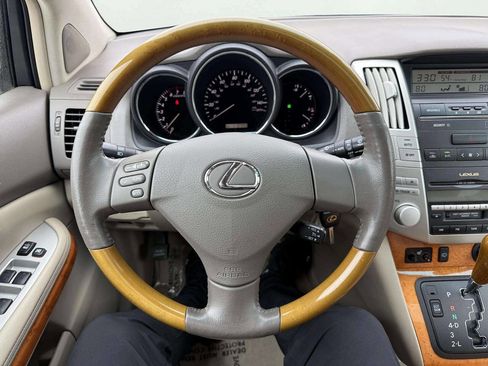 Used 2005 Lexus RX 330 AWD image 16