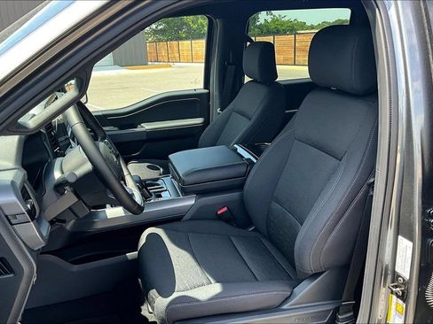 Used 2025 Ford F150 XLT w/ Equipment Group 302A MID AWD/4WD image 19