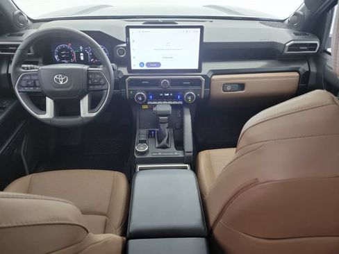 Used 2025 Toyota 4Runner Limited RWD image 15