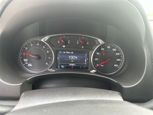 Used 2024 GMC Terrain SLE image 10