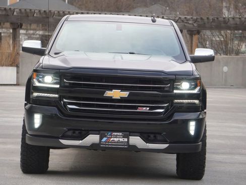 Used 2017 Chevrolet Silverado 1500 LTZ Z71 AWD/4WD image 9
